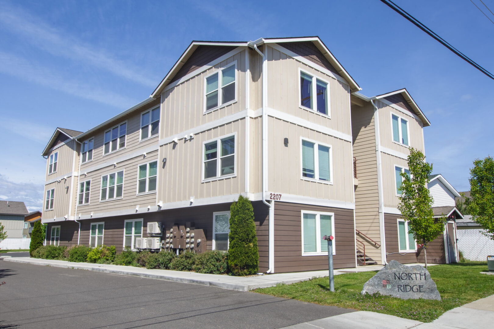 North Ridge student apartment building exterior in Ellensburg WA near CWU — Boe Properties